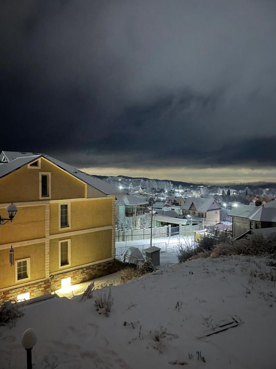 Домик У Гор Villa Besqaynar Exterior photo